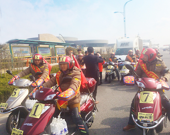 1466047365616078272.jpg 4.jpg