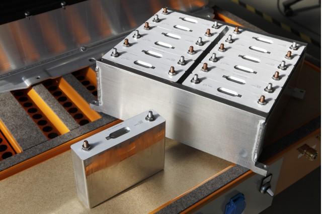 宝马/三星/特斯拉/松下对比 哪家的电池更好?