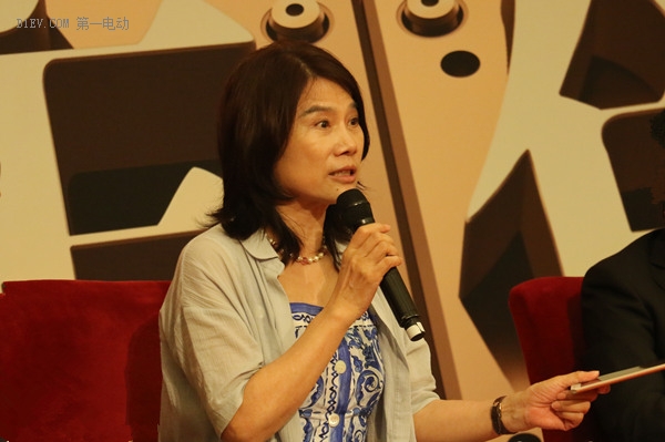 格力电器董事长董明珠 格力电器董事长董明珠