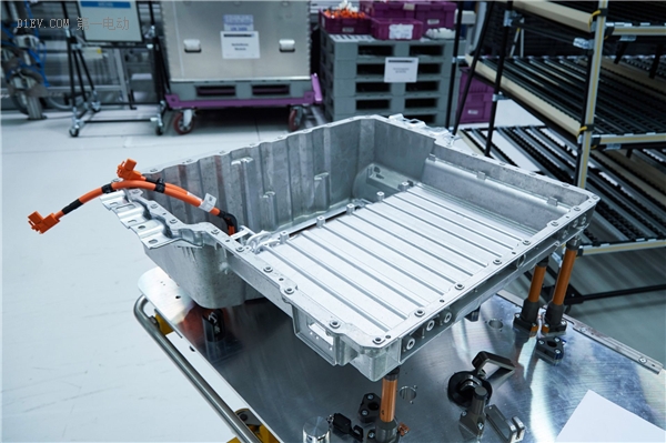 解密宝马电池和电机制造工厂,看看德国工业制造有多强大! 解密宝马电池和电机制造工厂,看看德国工业制造有多强大!