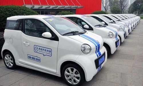 1494292257332060915.jpg 冒名”驾共享汽车现安全隐患.jpg