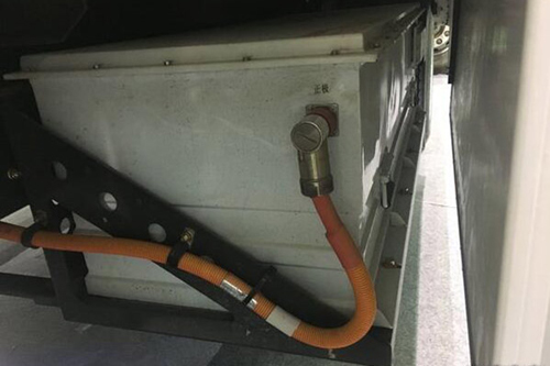 冷藏轻卡也玩电动 续航里程250公里02.jpg