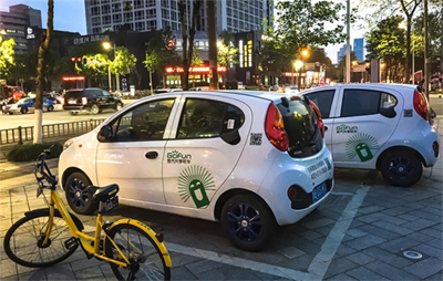 1495767656476032708.png 共享汽车虚火:“车找不着人,人找不着车”.png