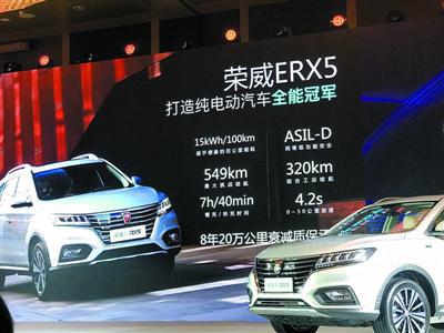 1496716948158015738.jpg 1496712451438065989.jpg