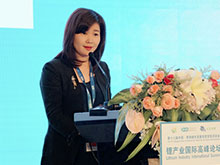 中国化学与物理电源行业协会动力电池应用分会秘书长张雨主持专题峰会