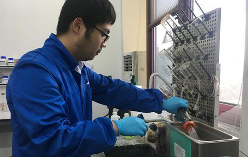 1500517417122045254.jpg 宁波研制出“石墨烯+”电池:让电动汽车续航翻两倍.jpg