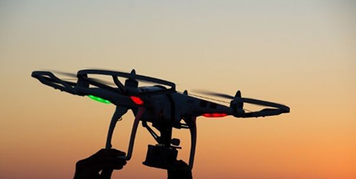 1501124420980034551.jpg 暴改无人机挑战“性能巅峰” 确定不是挑战安全底线?.jpg