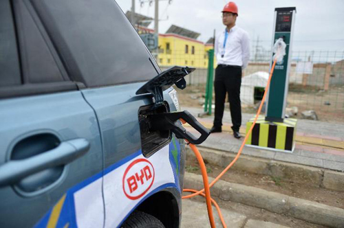 1507335157757065907.jpg 青海西宁计划年内建成12处电动车充电站,共计1000个新能源充电设施.jpg