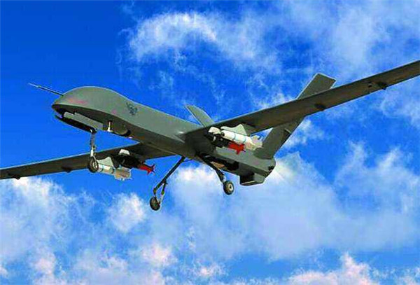 2017年中国军用无人机行业产业链分析