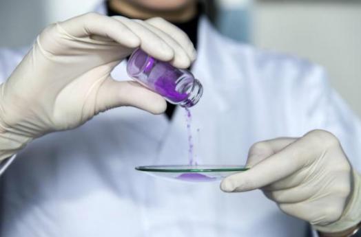 TUM用微波合成技术生产电动车电池材料 TUM用微波合成技术生产电动车电池材料