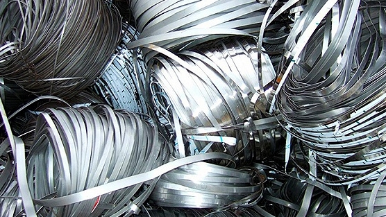 新能源车锂电池需求量将翻数倍 “妖镍”卷土重来 新能源车锂电池需求量将翻数倍 “妖镍”卷土重来