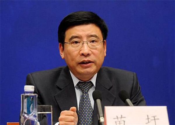 苗圩：动力电池回收利用 建立生产者责任延伸制度