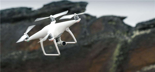 在这5方面 便宜的消费级无人机比工业级更厉害! 在这5方面 便宜的消费级无人机比工业级更厉害!