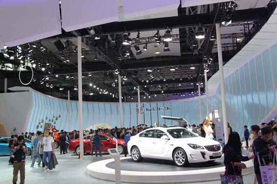 新能源汽车与机器人已经成为洛阳两大支柱产业 新能源汽车与机器人已经成为洛阳两大支柱产业