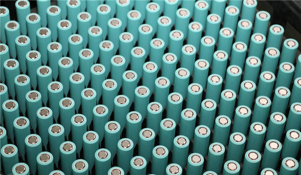 美高校研发电池管理设备 或将电动车续航里程提升50% 美高校研发电池管理设备 或将电动车续航里程提升50%