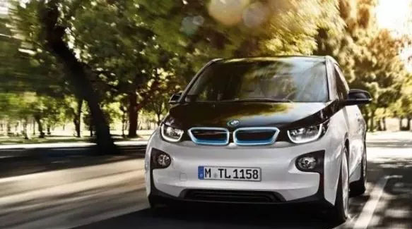 给电动汽车“降降温” 电池冷却系统全面解析 给电动汽车“降降温” 电池冷却系统全面解析