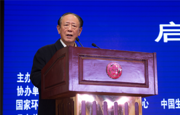 超威集团与吉利、红豆等百家民企发起南极环保倡议 超威集团与吉利、红豆等百家民企发起南极环保倡议