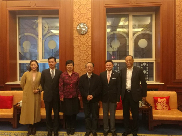 超威集团与吉利、红豆等百家民企发起南极环保倡议 超威集团与吉利、红豆等百家民企发起南极环保倡议