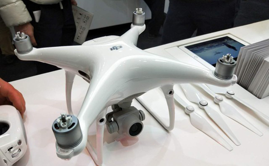 编辑带你逛CP+ 大疆无人机和稳定器解析