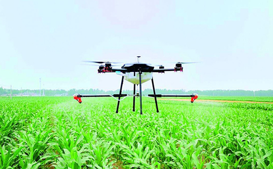 涂建华委员:别让体重限制植保无人机“起飞” 涂建华委员:别让体重限制植保无人机“起飞”