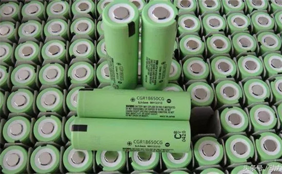 1526289082822060683.jpg 640.webp.jpg