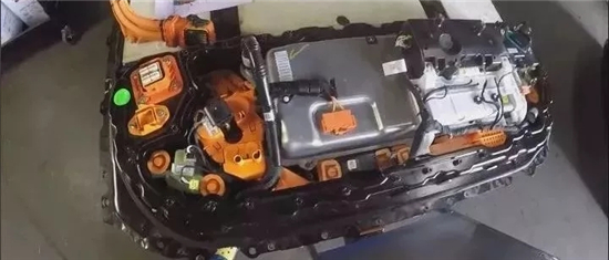 1528170256609095664.jpg 640.webp (7).jpg