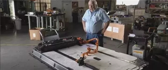 1528170266717073043.jpg 640.webp (9).jpg