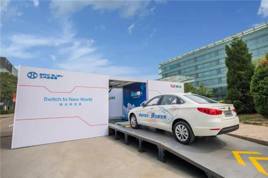 1531897170283040224.jpg 1531884733373311.jpg