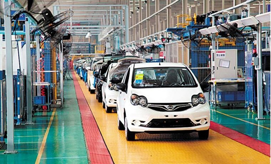 比亚迪开创新能源汽车发展之路