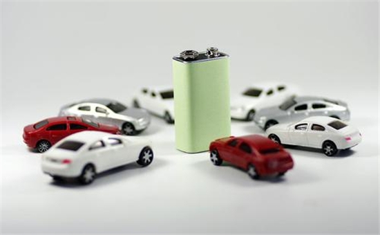 再创新高,北京新能源汽车指标申请接近36万人 再创新高,北京新能源汽车指标申请接近36万人