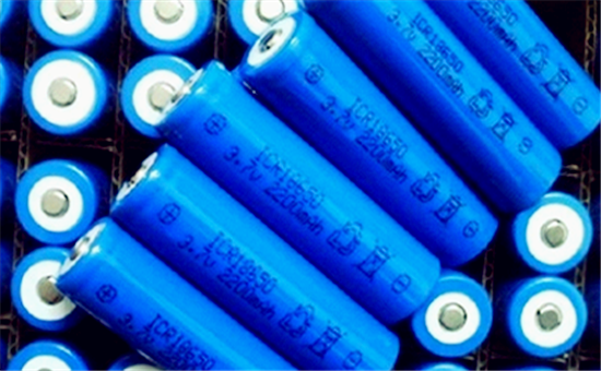 磷酸铁锂VS三元电池 谁才是储能电池最佳选择?国外储能企业纷纷向中国企业寻找货源 磷酸铁锂VS三元电池 谁才是储能电池最佳选择?国外储能企业纷纷向中国企业寻找货源