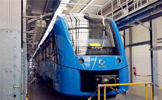 德国在全球首次商业运行燃料电池列车