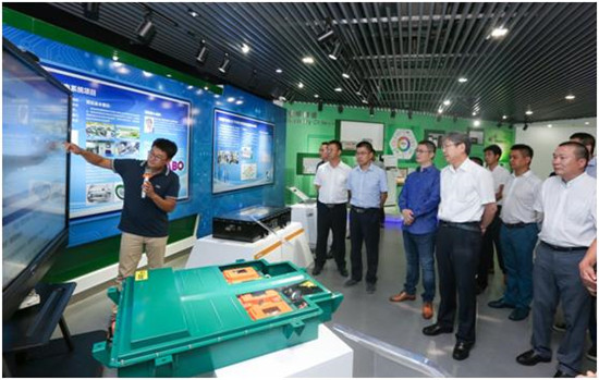 1537330745069007675.jpg 1537171958774036188.jpg