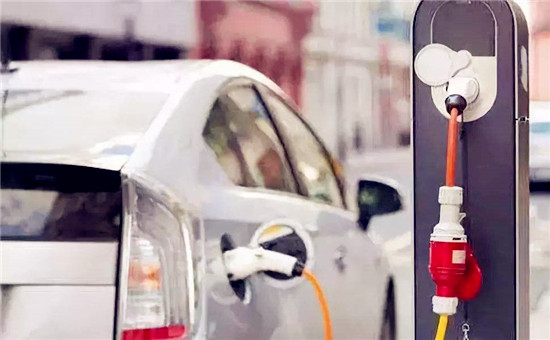 “买电池送车?”真的不能一笑而过 “买电池送车?”真的不能一笑而过