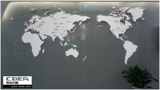着力解决用户“痛点” 探索新能源汽车绿色出行新模式