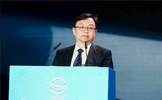 比亚迪王传福:汽车智能化发展的基础是电动化 比亚迪王传福:汽车智能化发展的基础是电动化