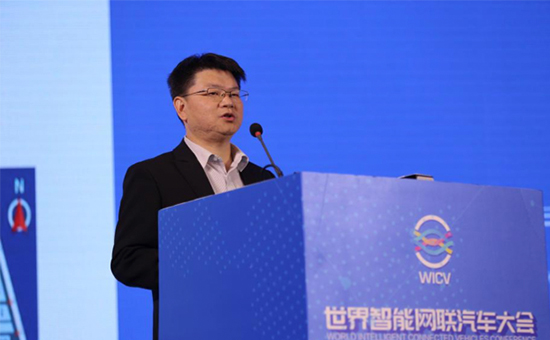 五大专题论坛场面火爆 智能网联汽车驶入“高速路”