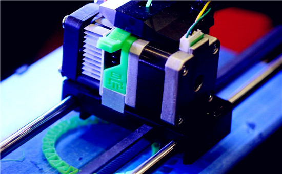 可以任意形状 新3D打印技术制造锂电池 可以任意形状 新3D打印技术制造锂电池