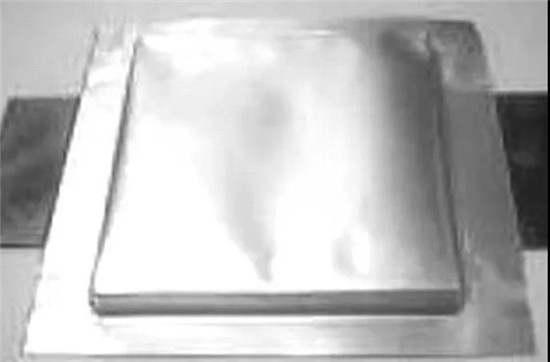 软包锂电池铝塑膜及其冲压成型工艺