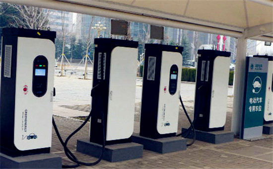 杭州将建4014个公用充电桩,全国充电设施正逐步完善 杭州将建4014个公用充电桩,全国充电设施正逐步完善