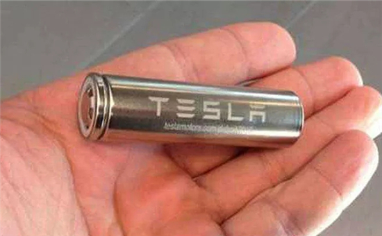 电池容量180千瓦时很牛吗?为啥说它能顶俩特斯拉? 电池容量180千瓦时很牛吗?为啥说它能顶俩特斯拉?