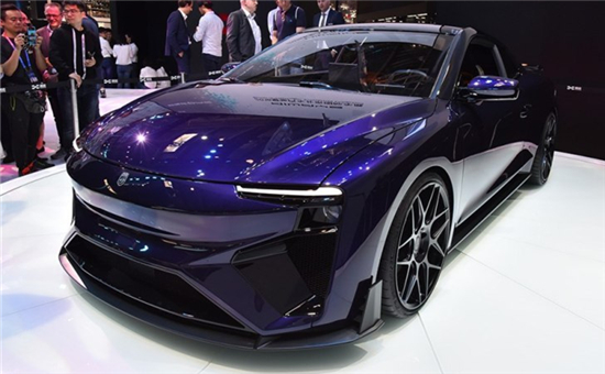 工况续航1000公里!爱驰推出首款燃料电池超跑 工况续航1000公里!爱驰推出首款燃料电池超跑