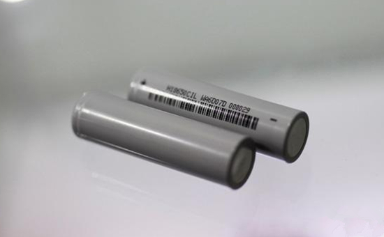 锂电池极片:辊压工序的过程控制与注意事项 锂电池极片:辊压工序的过程控制与注意事项