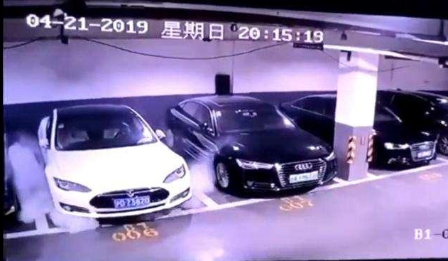 拒绝特斯拉式自燃 未来的电动车电池应该是这样的