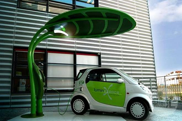 不带电池,电动汽车价格降一半!网友:强烈建议设电池站 不带电池,电动汽车价格降一半!网友:强烈建议设电池站