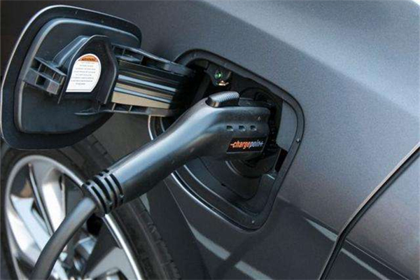 新能源汽车的新支点 氢燃料电池热度解读