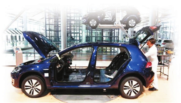 颁布新法令促产业发展,印尼欲成东南亚电动汽车中心 颁布新法令促产业发展,印尼欲成东南亚电动汽车中心