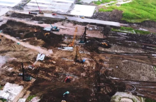 1568692614269034539.png 特斯拉.png