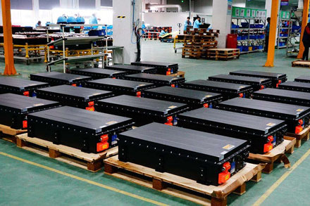 电动化席卷全球 电池供应商竞争火药味十足