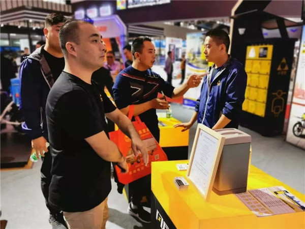 惊艳!超威两大新“黑科技”相继亮相南京展